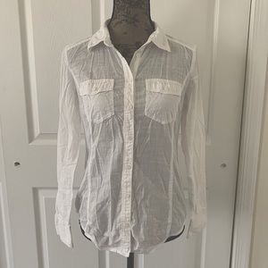 Caslon long sleeves lightweight cotton shirt.